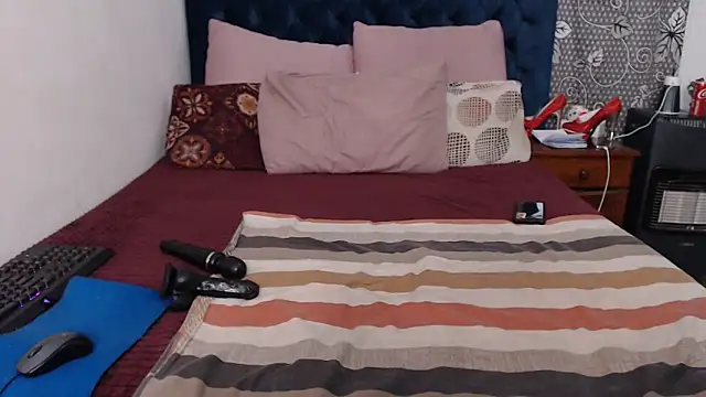 Snapshot of BootyCallEver chatting on February 2025 07:11:01 PM BootyCallEver online show from February 2025 07:11:01 PM