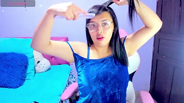 crissn0707 online show from March 2026 12:12:01 AM