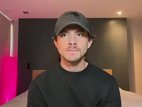 mcklister kinky feets online show from February 2026 07:20:01 PM