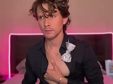 mcklister kinky feets online show from March 2026 05:16:01 PM