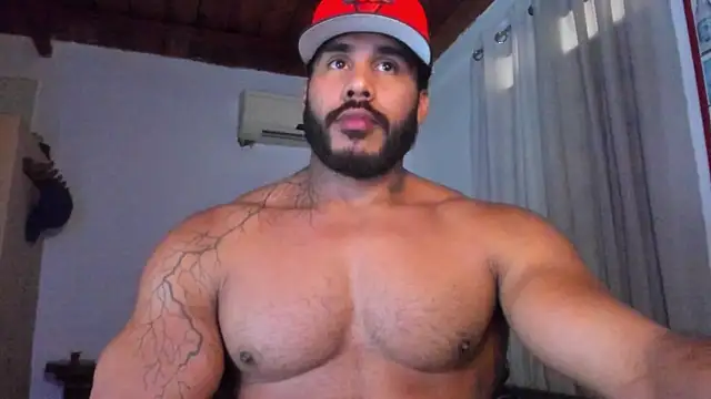 Snapshot of Artemis_Kazttman chatting on November 2025 05:45:01 PM Artemis Kazttman online show from November 2025 05:45:01 PM