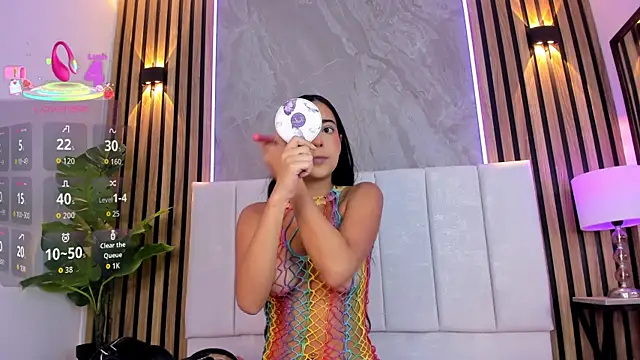 Snapshot of annngels99 chatting on December 2025 04:56:01 PM annngels99 online show from December 2025 04:56:01 PM