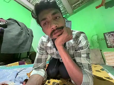 Snapshot of PrabV0319 chatting on February 2026 08:10:02 PM PrabV0319 online show from February 2026 08:10:02 PM