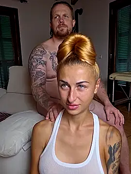 Snapshot of kylie_blck chatting on September 2025 03:49:01 PM kylie blck online show from September 2025 03:49:01 PM