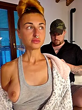 Snapshot of kylie_blck chatting on September 2025 04:00:02 PM kylie blck online show from September 2025 04:00:02 PM