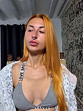 Snapshot of kylie_blck chatting on November 2025 04:33:02 AM kylie blck online show from November 2025 04:33:02 AM