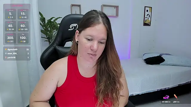 Snapshot of tamy_shine87 chatting on December 2024 10:03:02 PM tamy shine87 online show from December 2024 10:03:02 PM