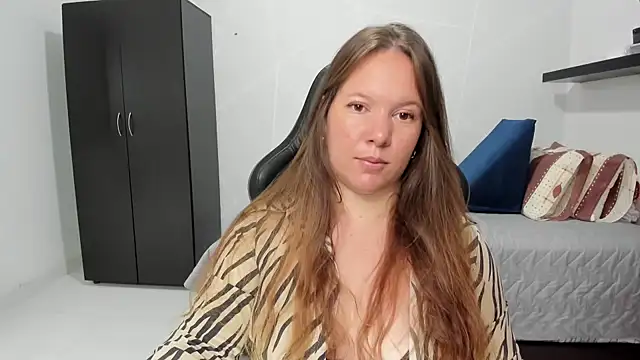 Snapshot of tamy_shine87 chatting on September 2025 07:41:02 PM tamy shine87 online show from September 2025 07:41:02 PM