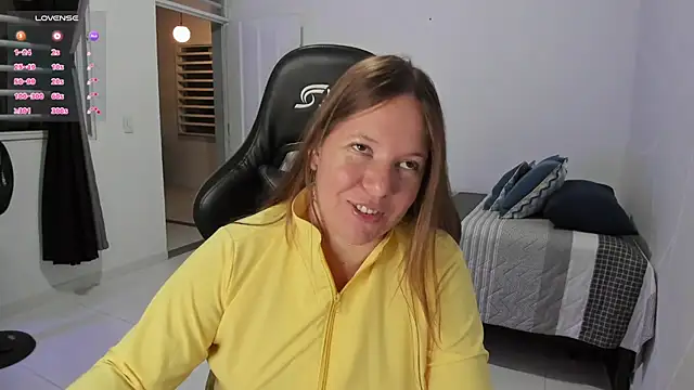 tamy shine87 online show from December 2025 02:20:02 AM