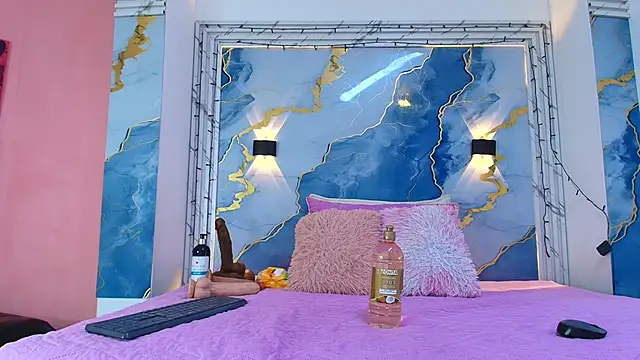 Snapshot of lorrayne_ chatting on January 2026 12:09:02 PM lorrayne online show from January 2026 12:09:02 PM