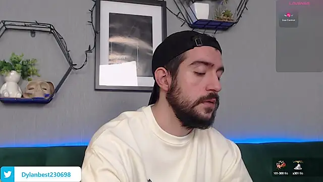 Snapshot of Dylan_Best chatting on December 2024 07:28:01 AM Dylan Best online show from December 2024 07:28:01 AM