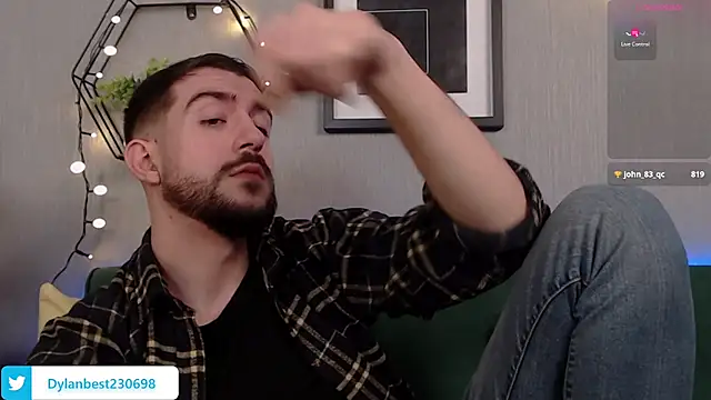 Snapshot of Dylan_Best chatting on December 2024 03:31:02 AM Dylan Best online show from December 2024 03:31:02 AM