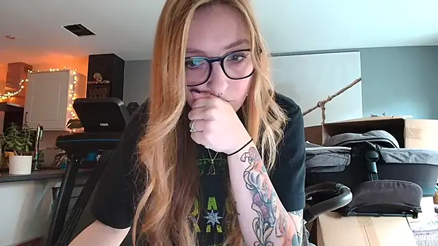 Snapshot of short_sweetpea chatting on October 2025 02:30:02 PM short sweetpea online show from October 2025 02:30:02 PM