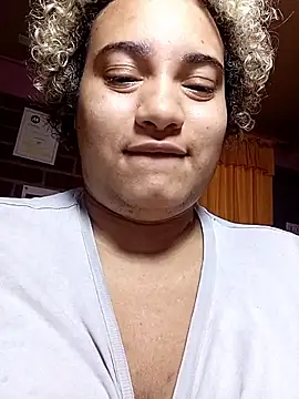 Snapshot of Hilarybunnyy chatting on February 2026 08:07:01 PM Hilarybunnyy online show from February 2026 08:07:01 PM