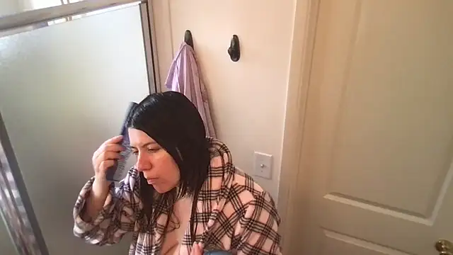 HYPHYtype online show from November 2025 10:20:02 PM