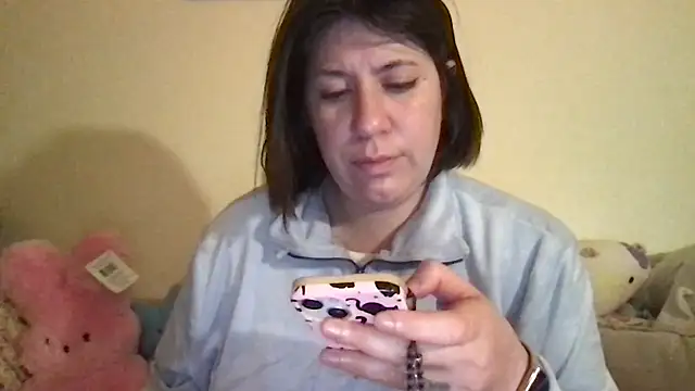 HYPHYtype online show from November 2025 06:38:02 AM