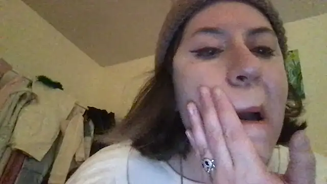 HYPHYtype online show from December 2025 02:19:01 AM