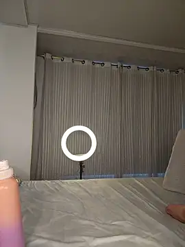 Lucy Marin online show from February 2026 03:11:02 PM