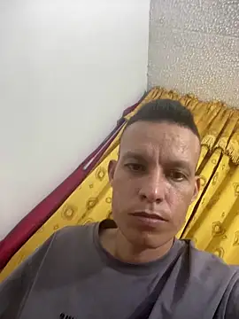 Snapshot of yequeal chatting on January 2025 12:53:01 AM yequeal online show from January 2025 12:53:01 AM