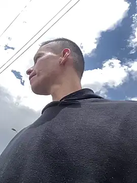 Snapshot of yequeal chatting on February 2025 06:00:02 PM yequeal online show from February 2025 06:00:02 PM