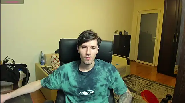 awesomejustin online show from February 2025 06:53:01 PM