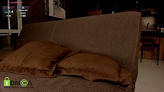 Snapshot of Model_Mike chatting on March 2025 09:58:02 AM Model Mike online show from March 2025 09:58:02 AM