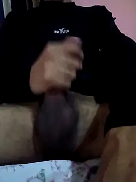 Snapshot of riggijaviersalas chatting on December 2025 06:09:01 AM riggijaviersalas online show from December 2025 06:09:01 AM