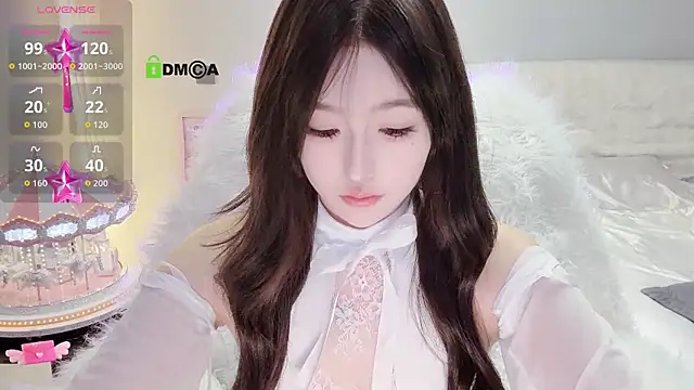 Happy Kitty online show from November 2025 03:12:02 PM