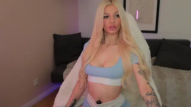 KairaKampen online show from March 2026 06:41:02 PM