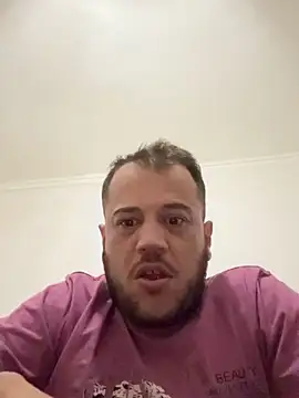 Snapshot of 1Aleks13 chatting on October 2025 08:52:02 PM 1Aleks13 online show from October 2025 08:52:02 PM