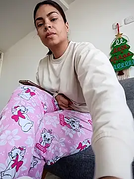 Ivanna2 online show from December 2025 11:37:01 AM