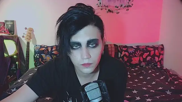 Snapshot of sademobeer chatting on November 2025 12:33:01 AM sademobeer online show from November 2025 12:33:01 AM