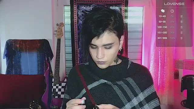 Snapshot of sademobeer chatting on November 2025 10:12:02 AM sademobeer online show from November 2025 10:12:02 AM