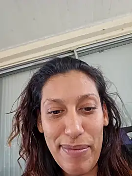 Snapshot of Nikkierosee chatting on December 2024 05:02:01 AM Nikkierosee online show from December 2024 05:02:01 AM