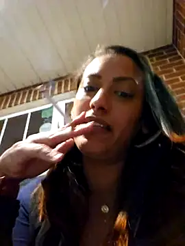 Snapshot of Nikkierosee chatting on March 2025 07:19:01 AM Nikkierosee online show from March 2025 07:19:01 AM