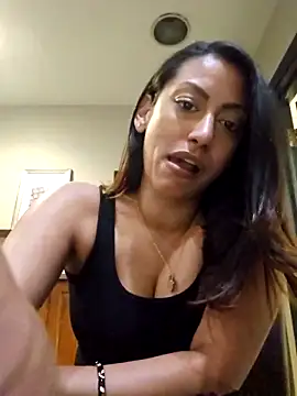 Snapshot of Nikkierosee chatting on March 2025 03:22:02 AM Nikkierosee online show from March 2025 03:22:02 AM