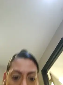 Snapshot of Nikkierosee chatting on March 2025 02:15:01 AM Nikkierosee online show from March 2025 02:15:01 AM