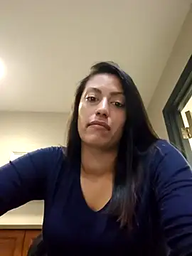 Snapshot of Nikkierosee chatting on March 2025 03:56:02 AM Nikkierosee online show from March 2025 03:56:02 AM