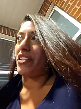 Snapshot of Nikkierosee chatting on March 2025 07:03:02 AM Nikkierosee online show from March 2025 07:03:02 AM