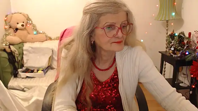 Snapshot of BlairFort chatting on December 2024 09:32:02 PM BlairFort online show from December 2024 09:32:02 PM