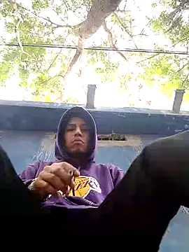 Snapshot of AlexAlejandro13 chatting on January 2025 10:03:01 PM AlexAlejandro13 online show from January 2025 10:03:01 PM