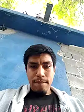 Snapshot of AlexAlejandro13 chatting on February 2025 11:58:02 PM AlexAlejandro13 online show from February 2025 11:58:02 PM