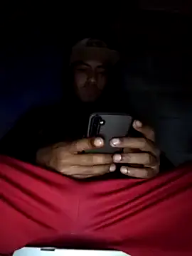 Snapshot of AlexAlejandro13 chatting on February 2025 04:36:02 AM AlexAlejandro13 online show from February 2025 04:36:02 AM