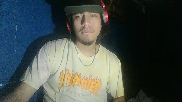 Snapshot of AlexAlejandro13 chatting on October 2025 07:53:01 AM AlexAlejandro13 online show from October 2025 07:53:01 AM