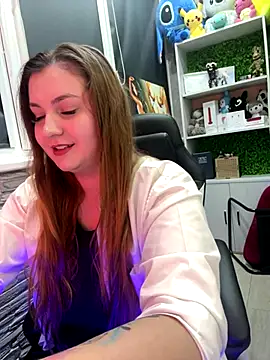 Snapshot of CandyShoopp chatting on December 2024 08:55:01 PM CandyShoopp online show from December 2024 08:55:01 PM