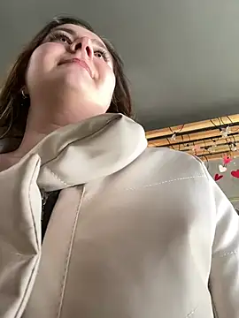 Snapshot of CandyShoopp chatting on March 2025 11:16:01 AM CandyShoopp online show from March 2025 11:16:01 AM