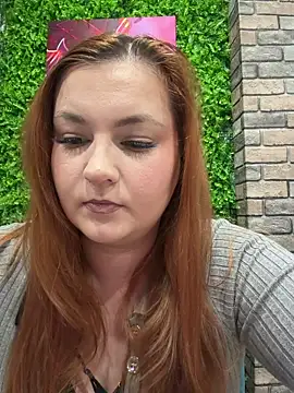 Snapshot of CandyShoopp chatting on December 2025 04:03:02 PM CandyShoopp online show from December 2025 04:03:02 PM