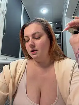 CandyShoopp online show from January 2026 04:45:02 PM