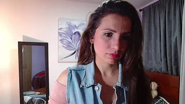 Snapshot of vanessabrown_ chatting on February 2025 02:58:01 AM vanessabrown online show from February 2025 02:58:01 AM