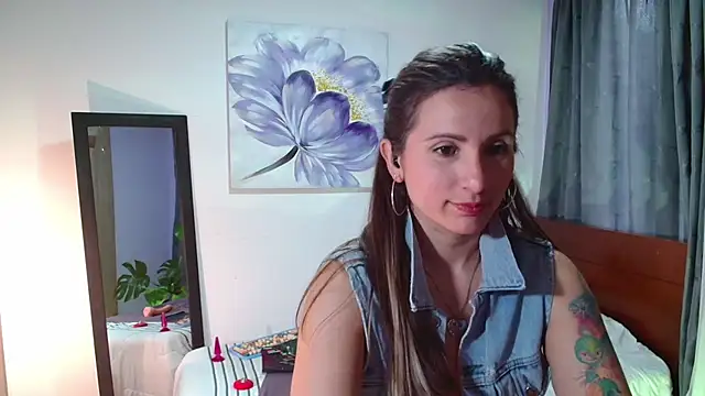 Snapshot of vanessabrown_ chatting on February 2025 07:38:01 PM vanessabrown online show from February 2025 07:38:01 PM